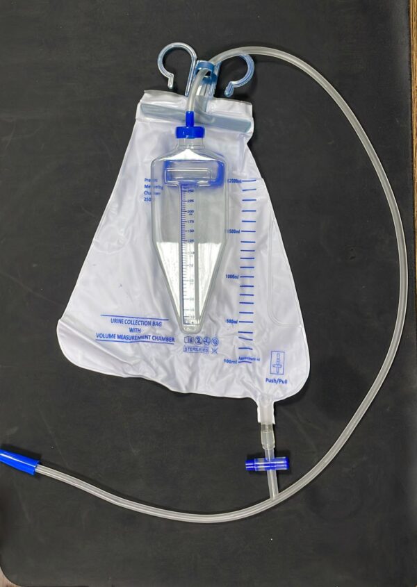 Buy Urine bag with measuring cup (5 Pieces)